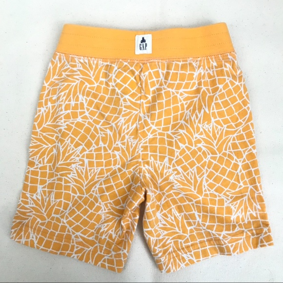 ($4 shorts) Bundle: 5 (Gap, Old Navy, Carter's) pull-on shorts size 2T - Picture 12 of 16